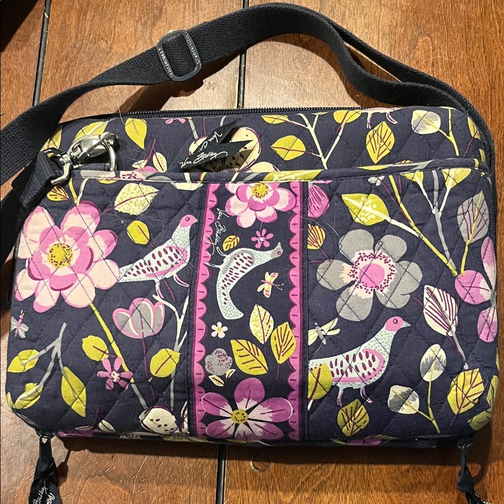 Vera Bradley Navy Floral Crossbody iPad Bag 11x8 screen